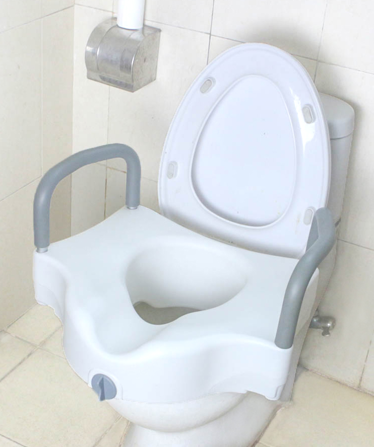 MU-3600 Toiletverhoging met armleuning - Afbeelding 3