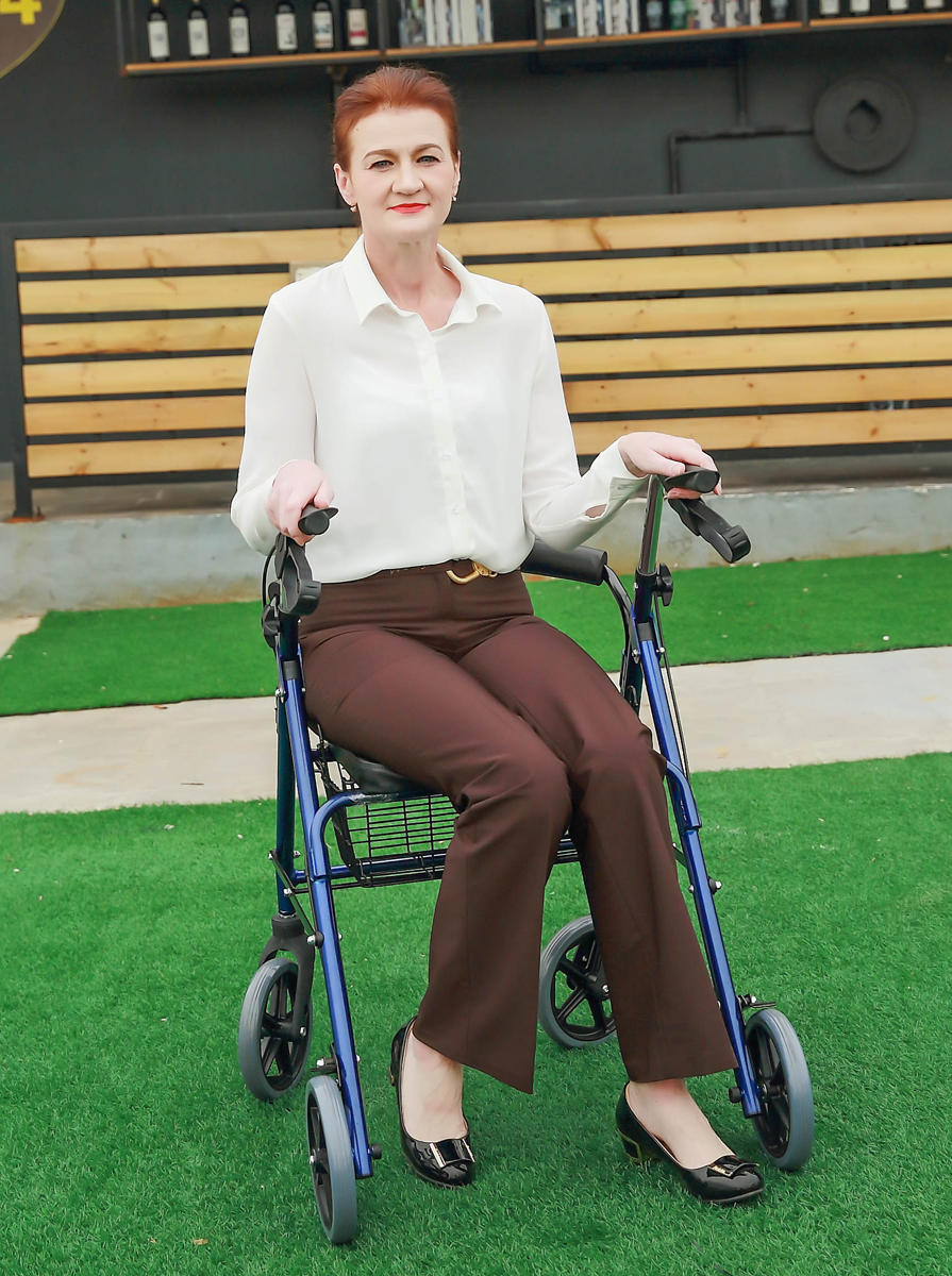 MW-4500 Rollator met korf, vouwbaar - Afbeelding 4